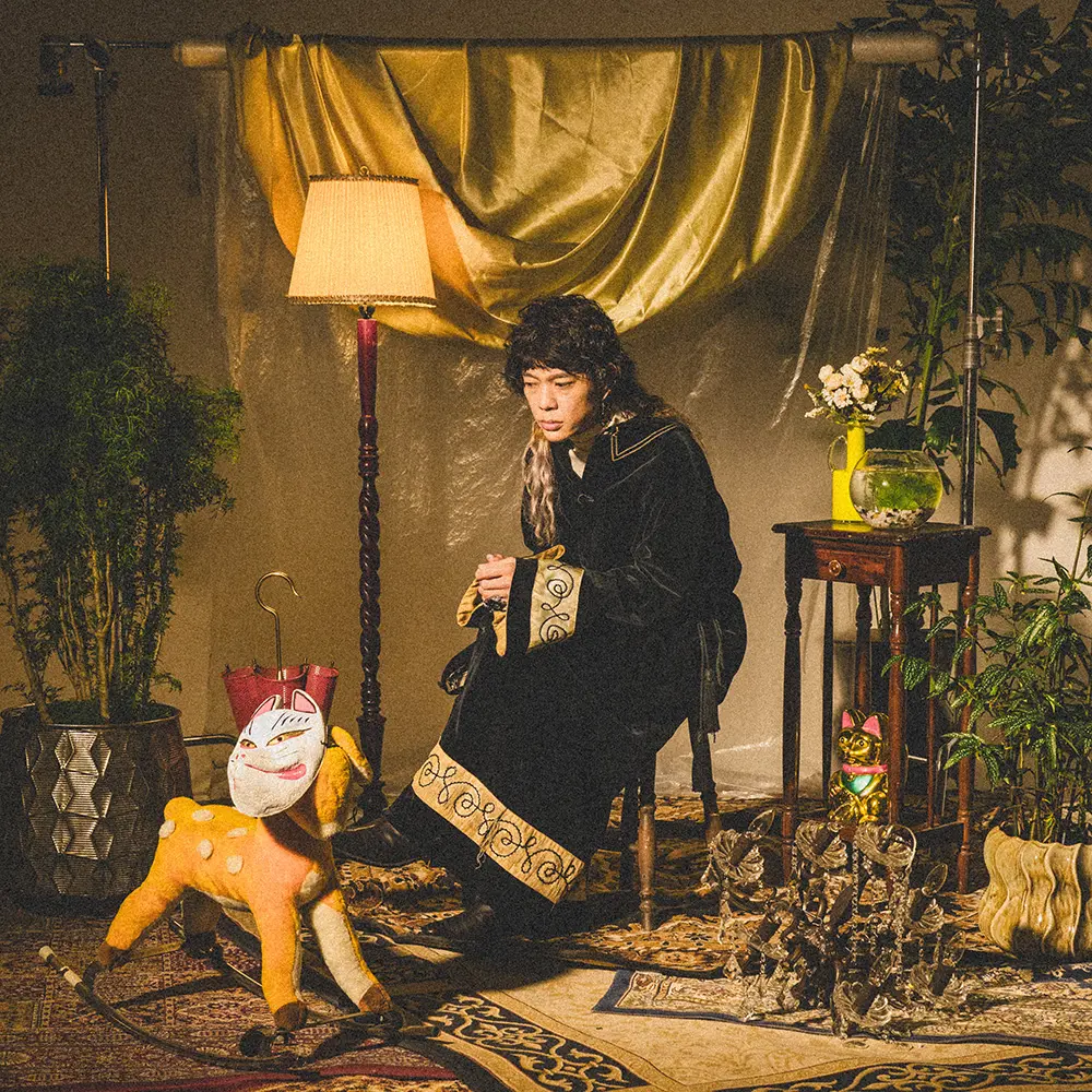 お面の向こうは伽藍堂のジャケット写真